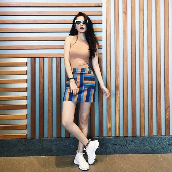 "Say lòng" trước street style của các mỹ nhân Việt tuần qua ảnh 5