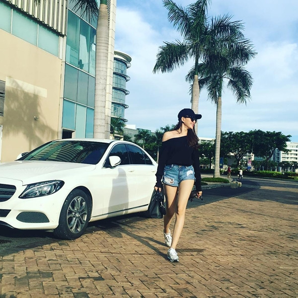 "Say lòng" trước street style của các mỹ nhân Việt tuần qua ảnh 12