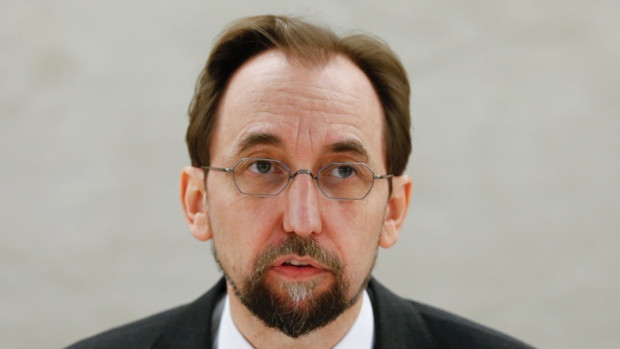 Quan chức LHQ nói ông Trump dùng chiến thuật "đáng sợ như IS" ảnh 1