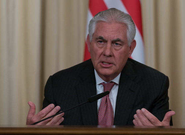 Các hành động của Nga tại Ukraine "cản trở quan hệ Mỹ-Nga " ảnh 1