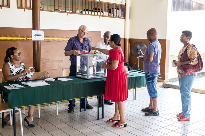 Bầu cử Tổng thống Pháp là phép thử đối với làn sóng chống châu Âu ảnh 1