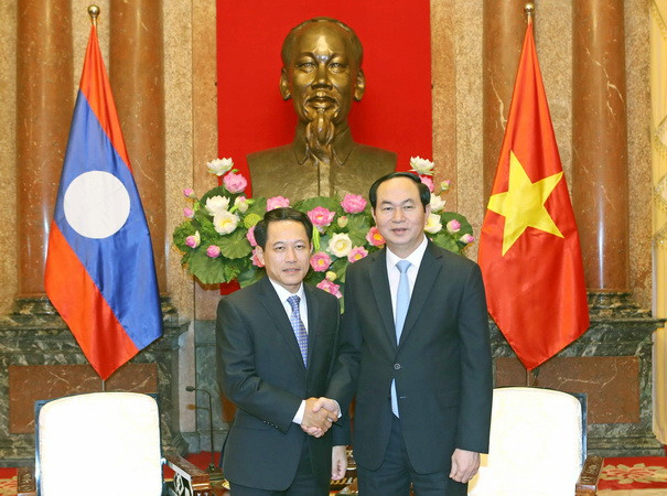 Truyền thông Lào ca ngợi tình hữu nghị truyền thống đặc biệt Việt-Lào ảnh 1