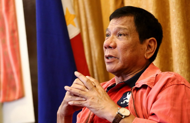 Tổng thống Philippines Rodrigo Duterte tại cuộc họp báo ở thành phố Davao ngày 26/5. (Nguồn: AFP/TTXVN) Những thách thức đối với Tổng thống thứ 16 của Philippines ảnh 1