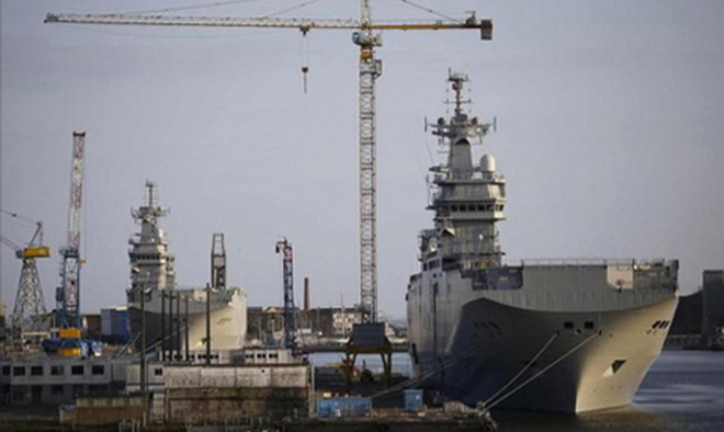 Ảnh minh họa. (Nguồn: Reuters) Chiến hạm Mistral đầu tiên cập cảng Alexandria của Ai Cập ảnh 1
