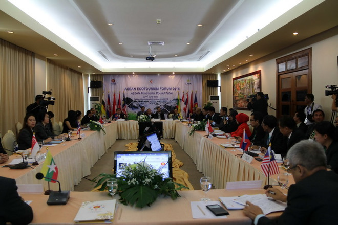 Quang cảnh hội nghị. (Ảnh: Phạm Kiên/Vietnam+) ASEAN tăng cường hợp tác phát triển du lịch sinh thái ảnh 1