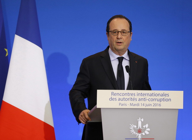Tổng thống Pháp Francois Hollande phát biểu tại thủ đô Paris ngày 13/6. (Nguồn: AFP/TTXVN) Pháp phê chuẩn Hiệp định Paris về biến đổi khí hậu ảnh 1