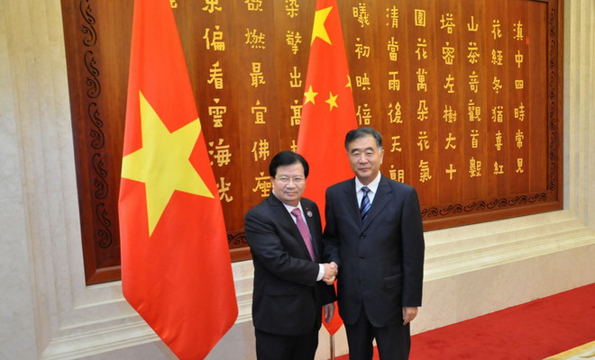 Phó Thủ tướng Trịnh Đình Dũng hội kiến Phó Thủ tướng Trung Quốc ảnh 1