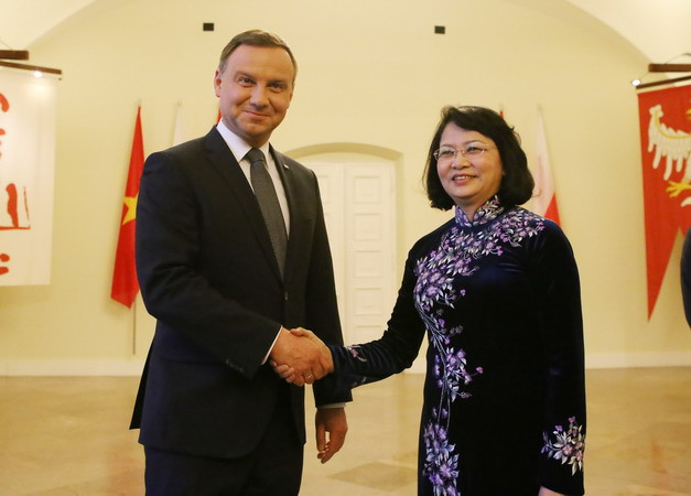 Phó Chủ tịch nước Đặng Thị Ngọc Thịnh hội kiến Tổng thống Ba Lan ảnh 1