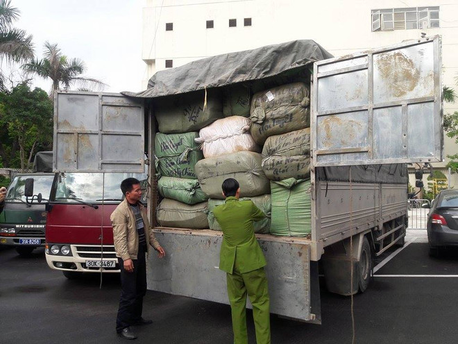 Hà Nội: Triệt phá 2 lô hàng nhập lậu số lượng lớn trong 2 ngày ảnh 1