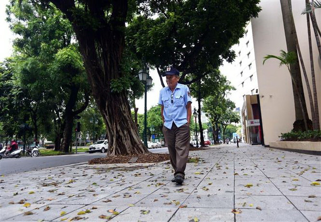 Không khí lạnh tiếp tục ảnh hưởng, nhiệt độ Hà Nội thấp nhất 21 độ C ảnh 1