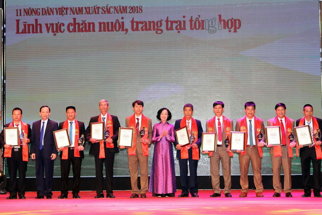 Lễ tôn vinh 63 nông dân Việt Nam xuất sắc trong năm 2018 ảnh 2