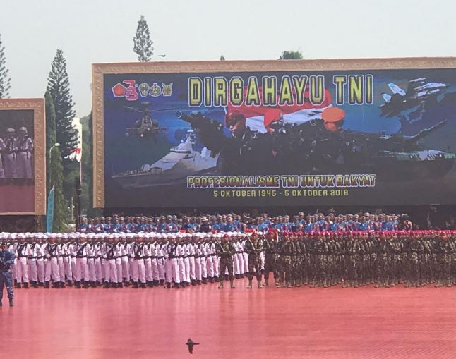 Indonesia đề cao vai trò của quân đội trong cứu trợ thảm họa động đất ảnh 1