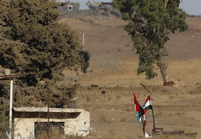 Israel và Syria mở lại cửa khẩu duy nhất ở Cao nguyên Golan ảnh 1