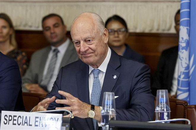 Đặc phái viên LHQ về Syria Staffan de Mistura thông báo từ chức ảnh 1