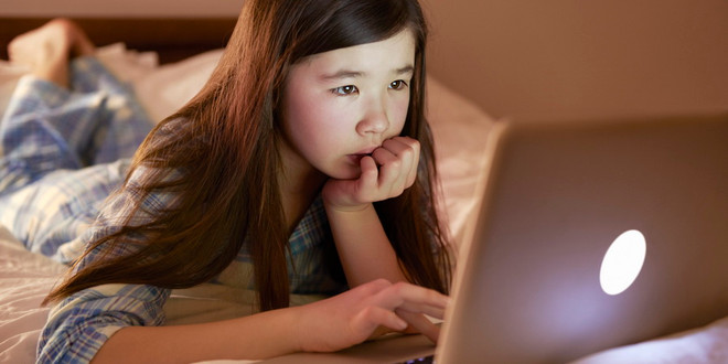 Facebook và Twitter - không gian chứa đựng nhiều nội dung quấy rối ảnh 1