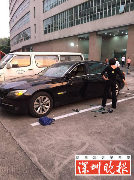 Người vợ dùng búa đập phá xe BMW khi biết chồng ngoại tình ảnh 4