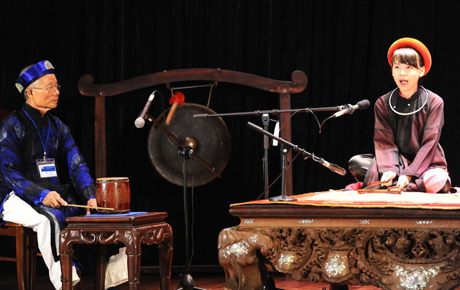 Làm thế nào để thế hệ trẻ hứng khởi với di sản ca trù? ảnh 1