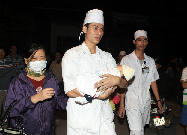 Vụ hỏa hoạn ở Khu đô thị Xa La: Cấp cứu kịp thời cho nạn nhân ảnh 1