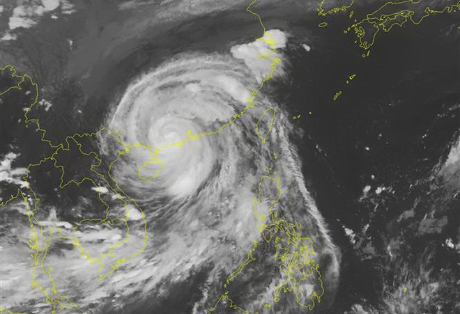 Hoàn lưu bão số 6 tiếp tục gây mưa to nhiều nơi, gió giật mạnh ảnh 1