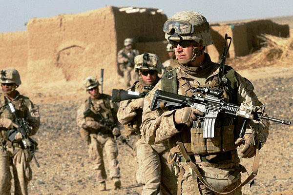 Chuyên gia tiết lộ lý do Mỹ không muốn rút quân khỏi Afghanistan ảnh 1