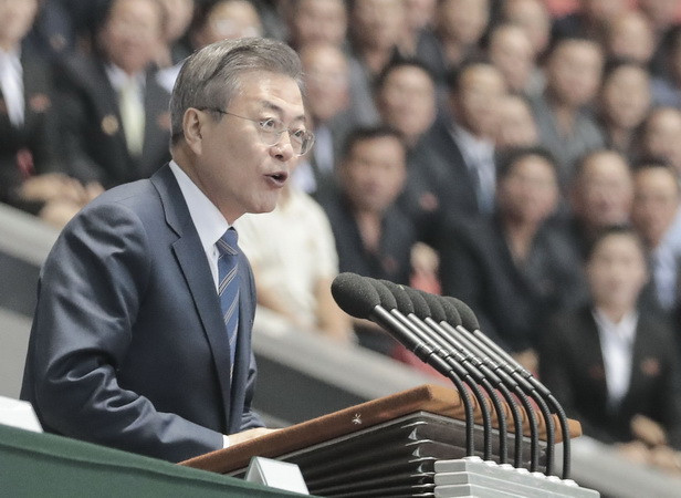 Tổng thống Hàn Quốc lần đầu phát biểu trước người dân Triều Tiên ảnh 1