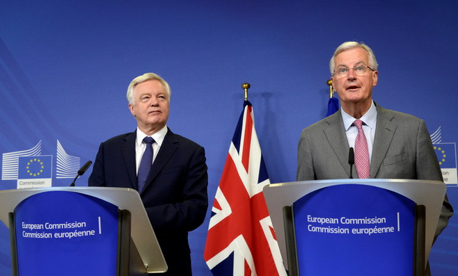 Anh tỏ thái độ không sẵn sàng, EU cân nhắc ngừng đàm phán về Brexit ảnh 1