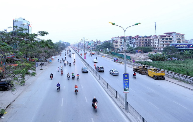 Mưa chấm dứt, Hà Nội duy trì thời tiết mát mẻ trong cả tuần tới ảnh 1