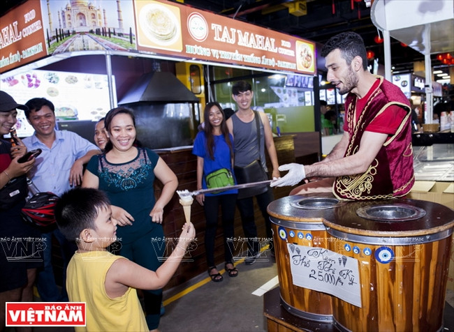 Khám phá khu chợ dưới lòng đất đầu tiên ở Sài thành ảnh 3