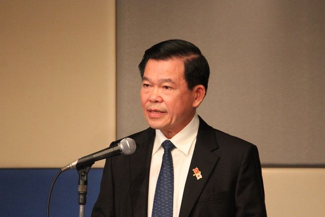 Ủy viên Trung ương Đảng, Bí thư Tỉnh ủy Đồng Nai Nguyễn Hồng Lĩnh phát biểu bế mạc Hội nghị xúc tiến đầu tư tỉnh Đồng Nai. (Ảnh: Nguyễn Tuyến/TTXVN) ttxvn_dong_nai_3.jpg
