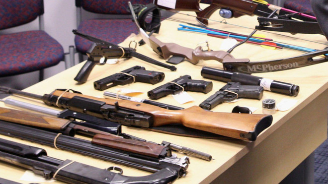 New Zealand cấm bán súng trường tấn công và bán tự động ảnh 1