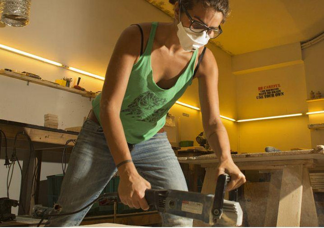 ILO: Phụ nữ vẫn tiếp cận việc làm khó khăn hơn nhiều so với nam giới ảnh 1