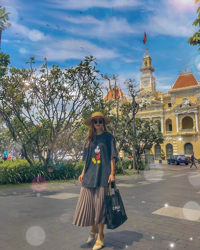 Sao Việt 'phù phép' trang phục đơn giản hóa sang chảnh, sành điệu ảnh 23