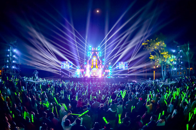 Gần 20.000 cư dân Ecopark mãn nhãn cùng đại tiệc countdown hoành tráng ảnh 2