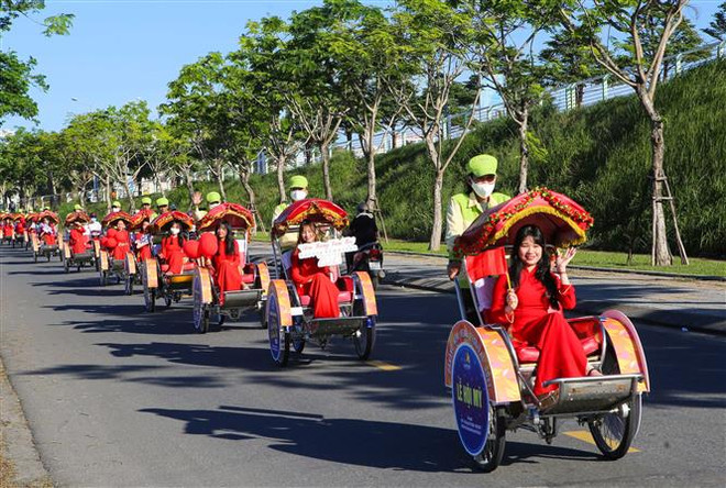 Nỗ lực vực dậy ngành du lịch sau tổn thất nghiêm trọng vì COVID-19 ảnh 3