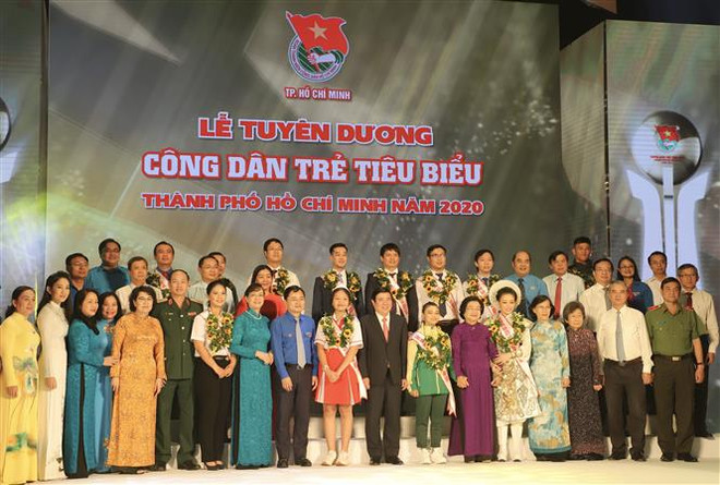 Thành phố Hồ Chí Minh: Tuyên dương 12 công dân trẻ tiêu biểu năm 2020 ảnh 1