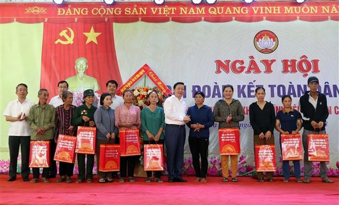 Lãnh đạo mong muốn các khu dân cư ngày càng giàu đẹp, văn minh ảnh 2
