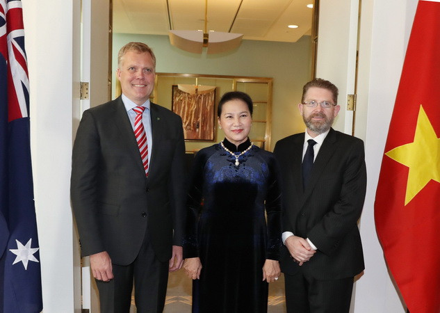 Chủ tịch Quốc hội hội đàm với Chủ tịch Hạ viện, Thượng viện Australia ảnh 1