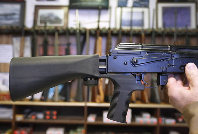 Mỹ: Bang Massachusetts cấm bán thiết bị chuyển đổi sang súng tự động ảnh 1