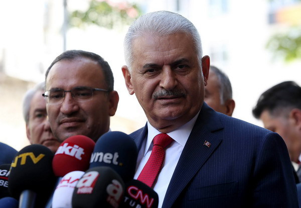 Thổ Nhĩ Kỳ phản đối Mỹ ủng hộ thỏa thuận cho phép IS rút khỏi Raqqa ảnh 1