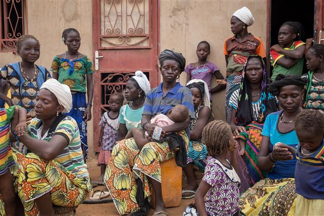 Cam kết mạnh mẽ trong Ngày Quốc tế xóa bỏ bạo lực với phụ nữ ảnh 1