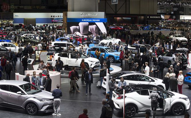 Doanh số bán ôtô tại châu Âu cao kỷ lục trong tháng 10 ảnh 1