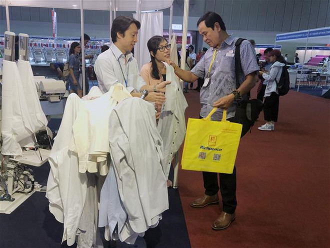 Khai mạc chuỗi triển lãm máy móc, phụ kiện dệt may và da giày ảnh 2