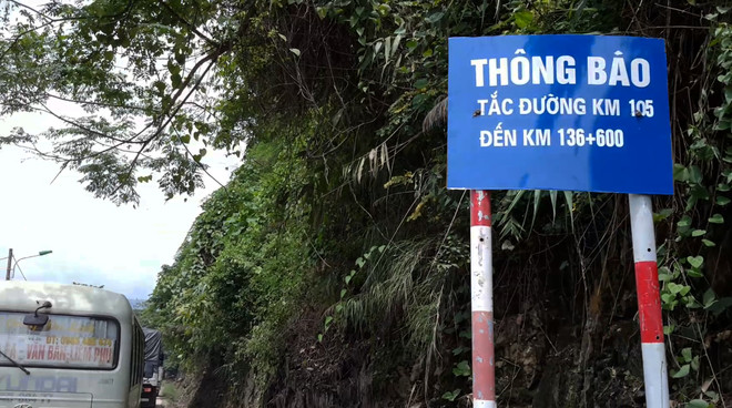 [Photo] Huyết mạch 4D Lào Cai-Sa Pa "trọng thương" sau bão số 2 ảnh 4