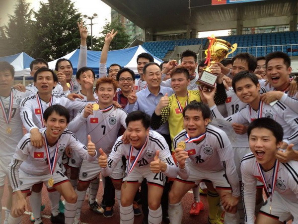 Sôi động giải bóng đá sinh viên Việt Nam tại Hàn Quốc ảnh 1