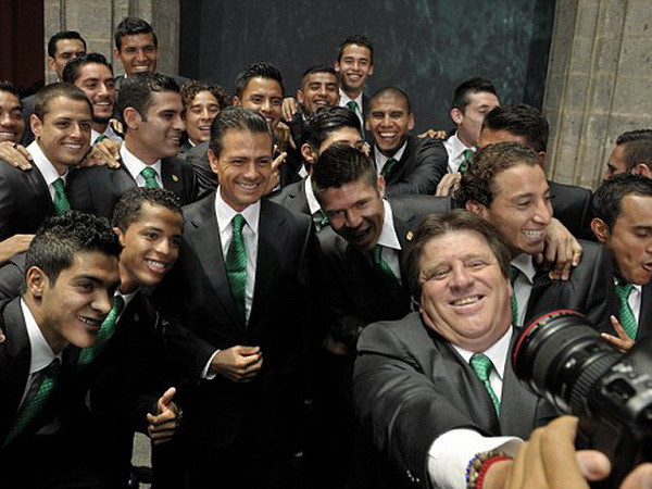 Trận Mexico-Cameroon: Đã đến lúc thần may mắn phải lựa chọn ảnh 1