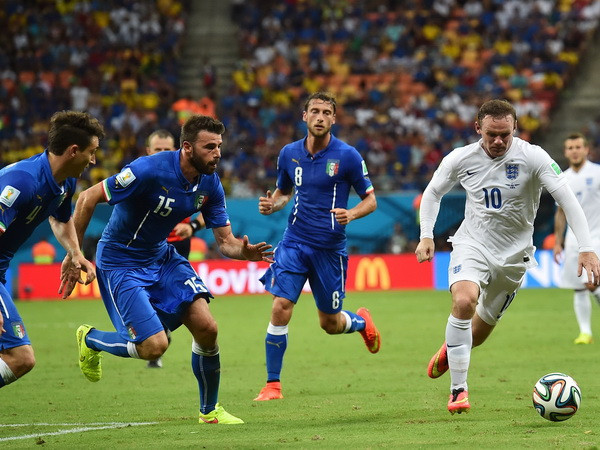 Lượt trận thứ 2 bảng D: Anh-Uruguay ở thế chân tường ảnh 1