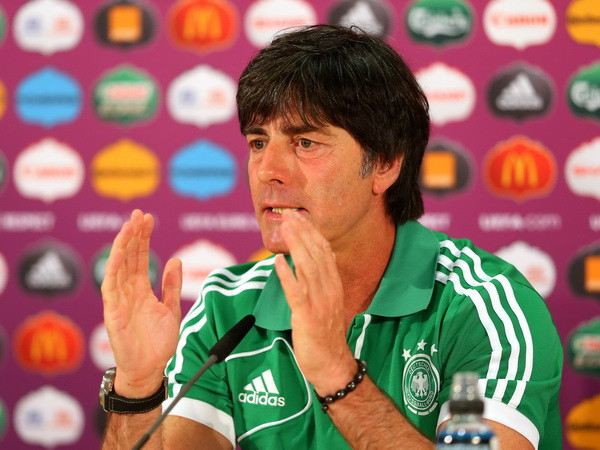 Huấn luyện viên đội tuyển Đức Joachim Loew. (Nguồn: AFP/TTXVN) Loew khen Boateng vì đã khóa chặt được Cristiano Ronaldo ảnh 1