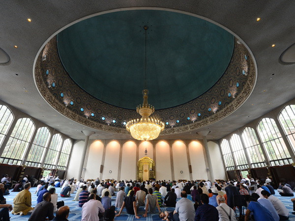 Chủ nghĩa Hồi giáo cực đoan tác động mạnh đến giới trẻ Anh ảnh 1