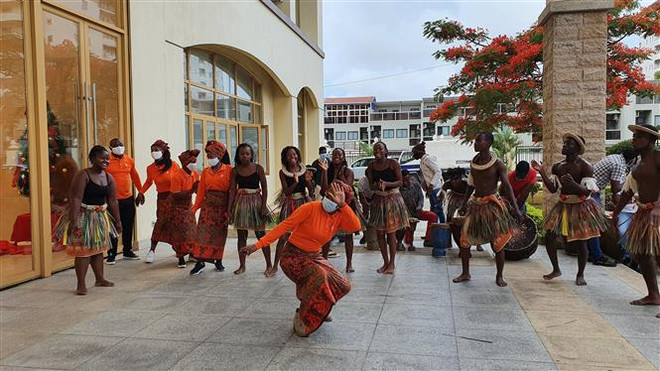 Quan hệ Việt Nam-Mozambique qua 45 năm hữu nghị, thực chất và hiệu quả ảnh 3