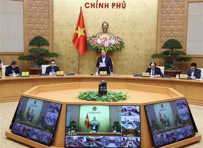 Thủ tướng: Cấp bách nâng mức sống, điều kiện làm việc cho công nhân ảnh 1